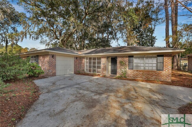 Foto del edificio - 1330 Grace Dr