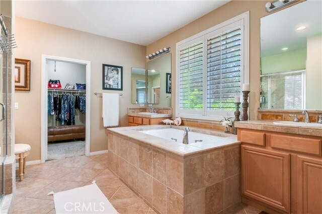 Foto del edificio - 24199 Paulson Dr