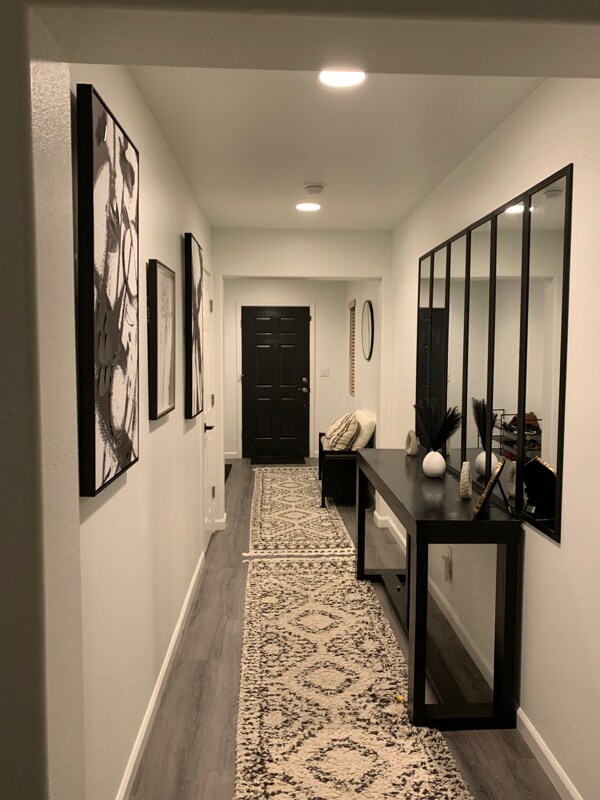 Foto del edificio - 1382 Riverside Ct