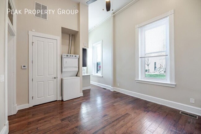 Building Photo - $99 Deposit Spring Special!! Quaint Studio...