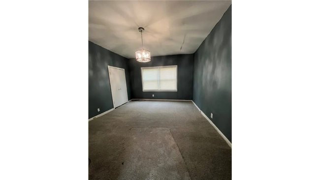 Foto del edificio - 1264 Diagonal Rd