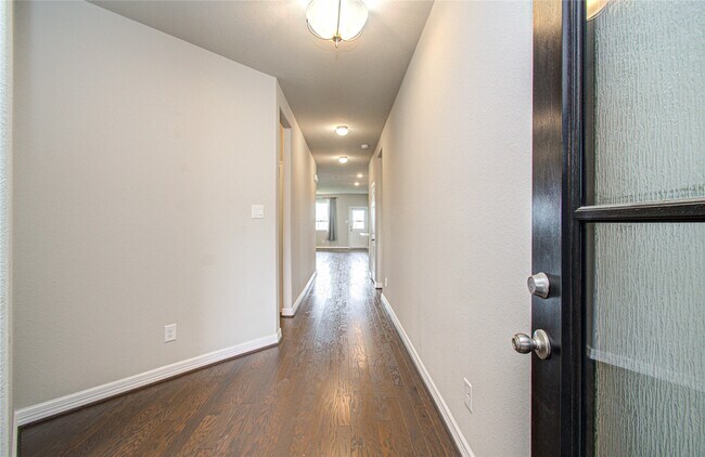 Foto del edificio - 145 Sunray Creek Dr