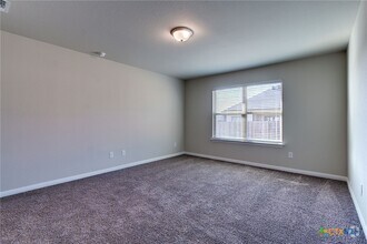 Building Photo - 1122 Lilac Ledge Dr