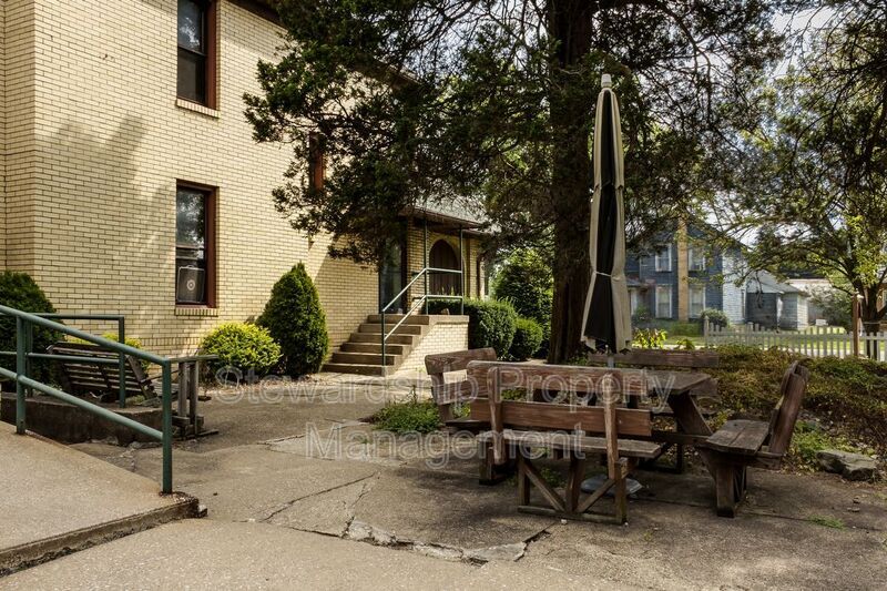 200 S Wooster Ave, Strasburg, OH 44680 House Rental in Strasburg, OH