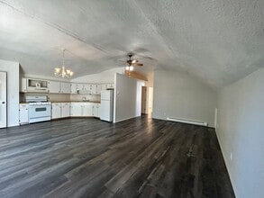 Building Photo - 576 3 Skalkaho Hwy Building Photo - 576 3 Skalkaho Hwy