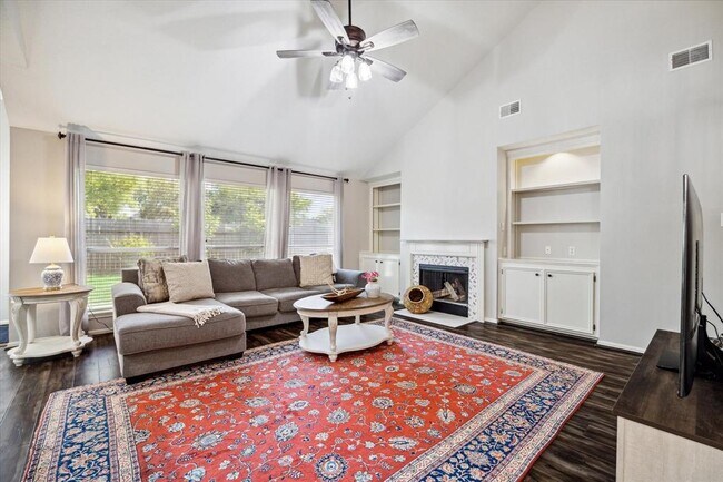 Foto del edificio - 12807 Fox Arrow Ln