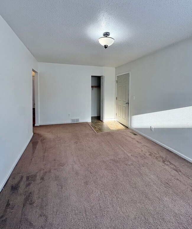 Foto del edificio - 2 Bedroom House!