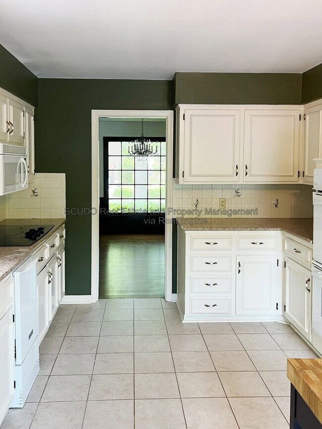 Foto del edificio - 12306 Pawnee Ln