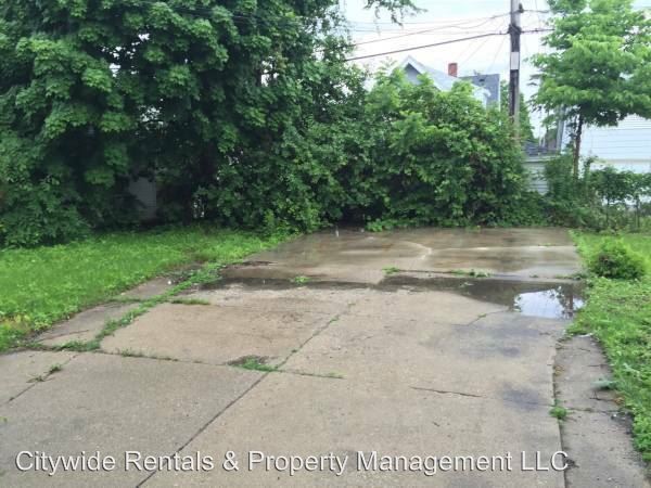 Building Photo - 1206 N 46th St