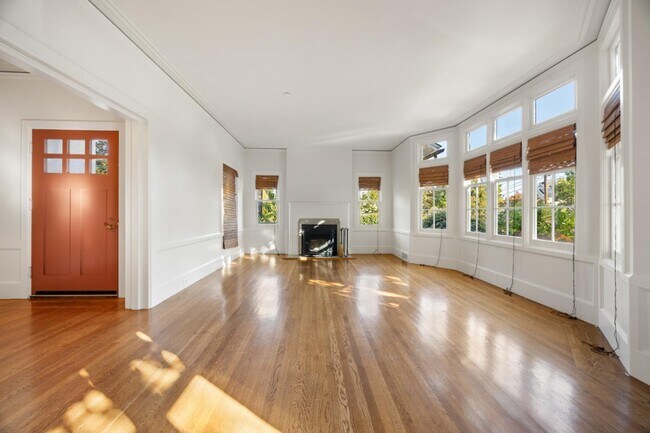 Foto del edificio - 826 Walnut Ave