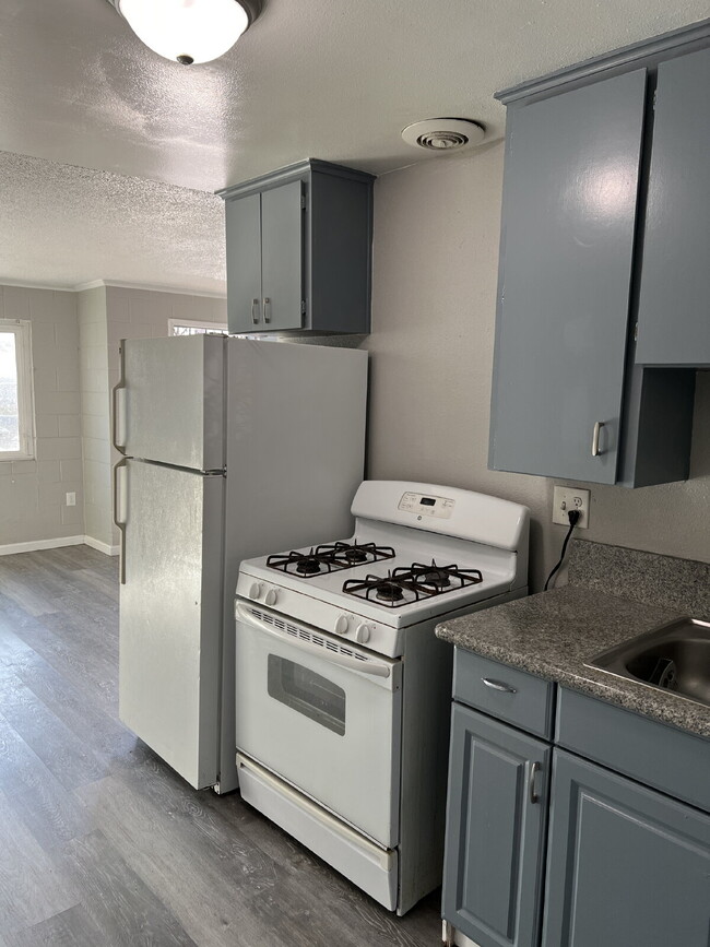 Building Photo - 782 Music Ave