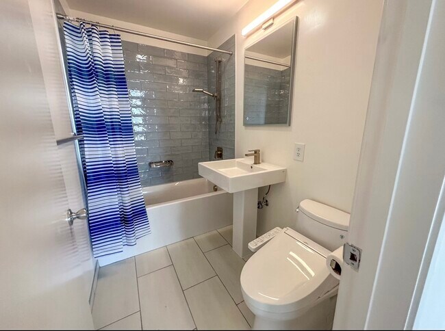 Foto del edificio - 439 Greenwich St