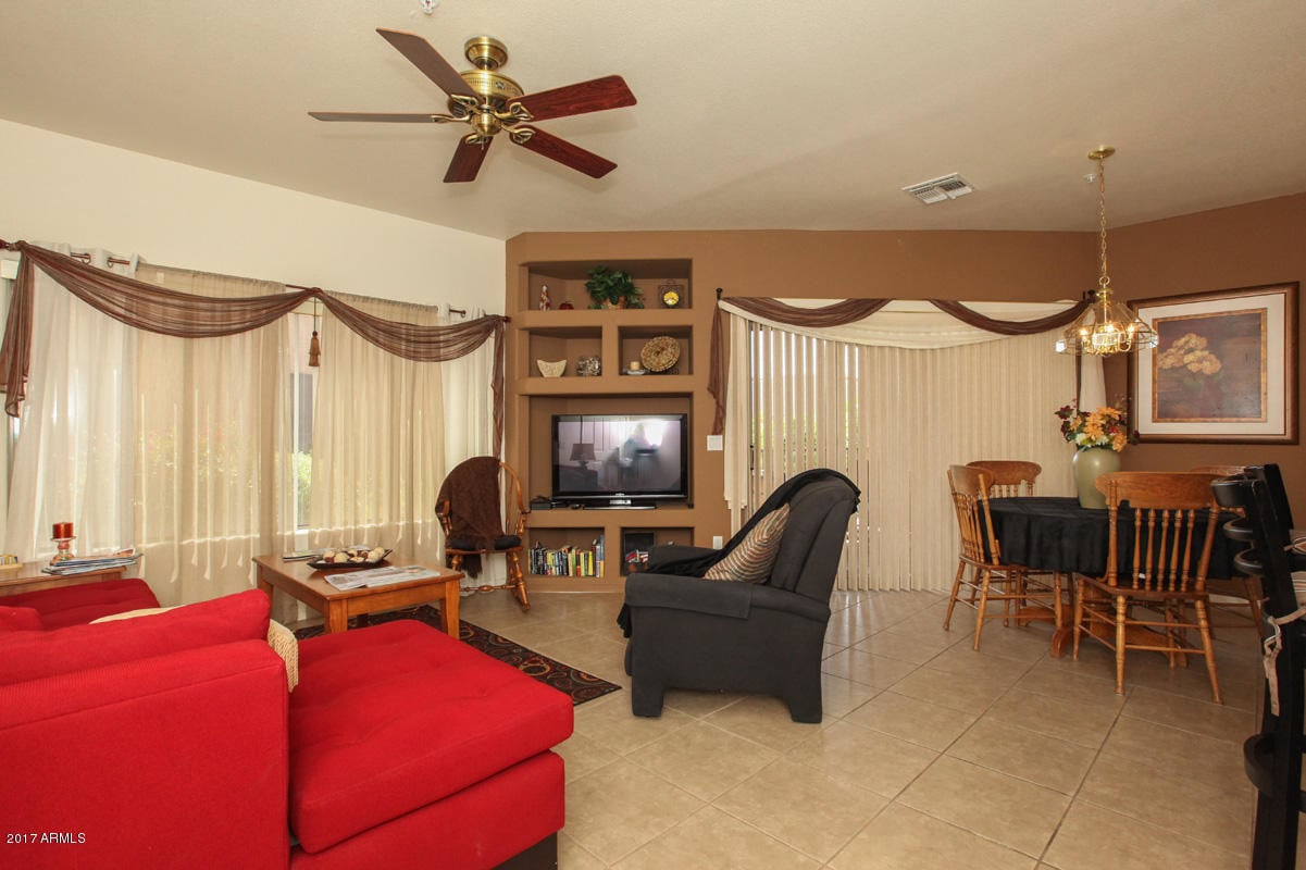 16616 E Gunsight Dr Unit 106, Fountain Hills, AZ 85268 Room for Rent