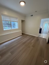 Building Photo - 1072 Laguna Ave