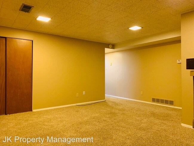 Foto del edificio - 219-221 16th St S