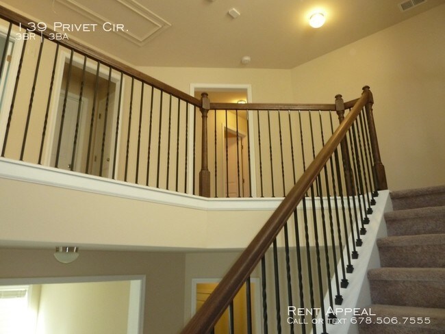 Building Photo - 139 Privet Cir