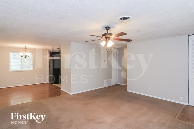 Building Photo - 4788 North Cir