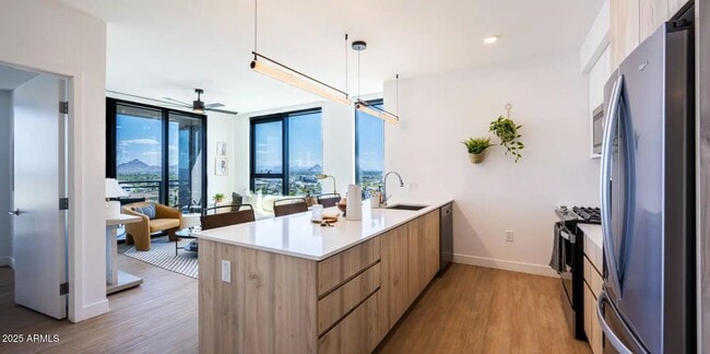 Foto del edificio - 817 N 6th St