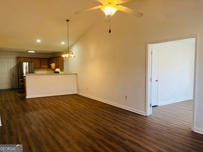 Building Photo - 306 Lenox Cir