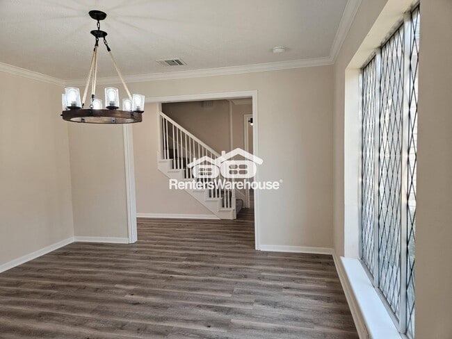 Foto del edificio - 16627 Aldenham Pl