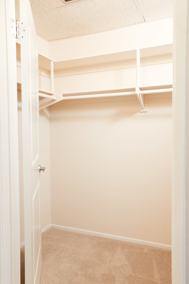 Palm Court Apartments Apartments Los Angeles, CA