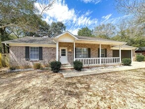 Building Photo - 5105 Westport Dr