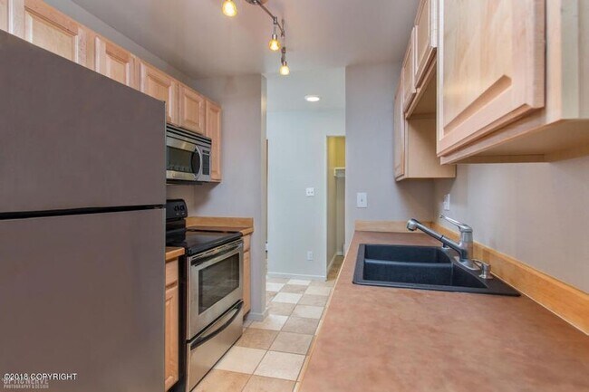 Foto del edificio - 221 E 7th Ave