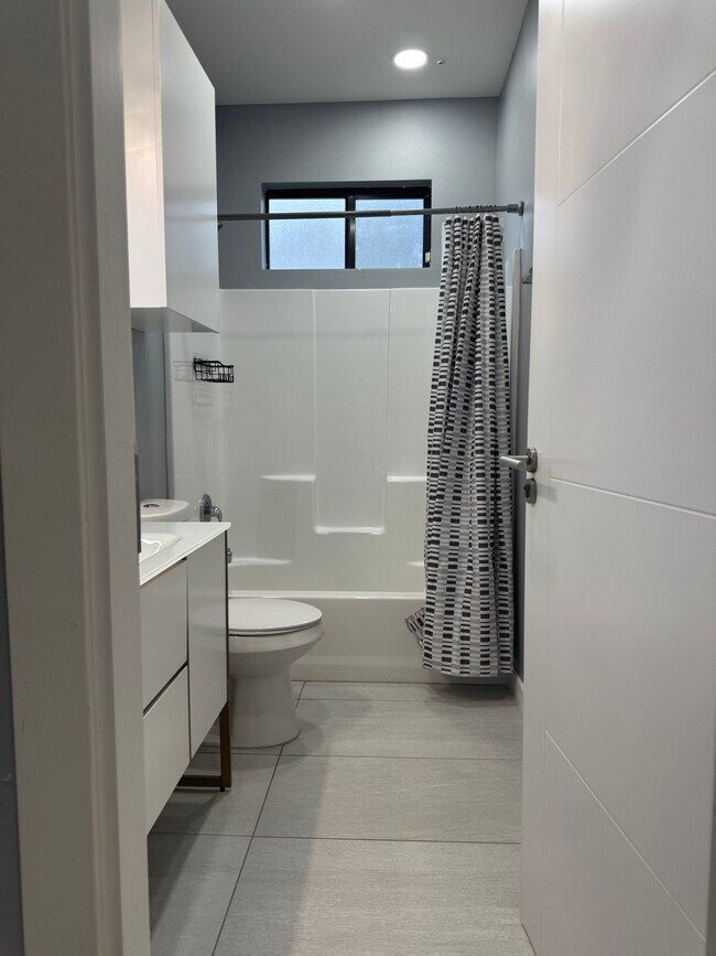 Foto del edificio - 2022 Summerland Ln