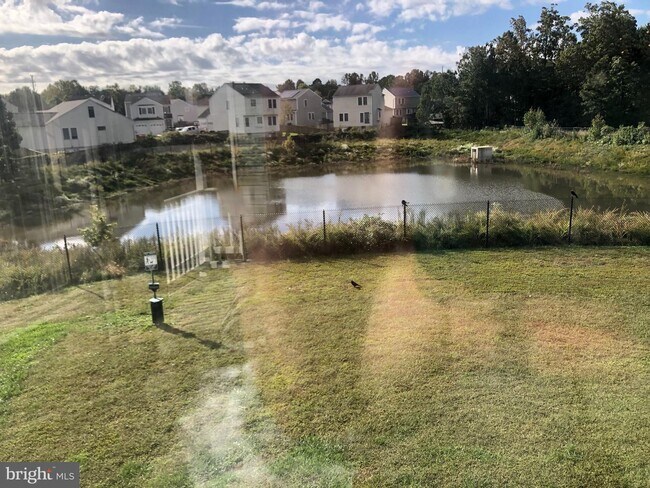 Foto del edificio - 45521 Westmeath Way