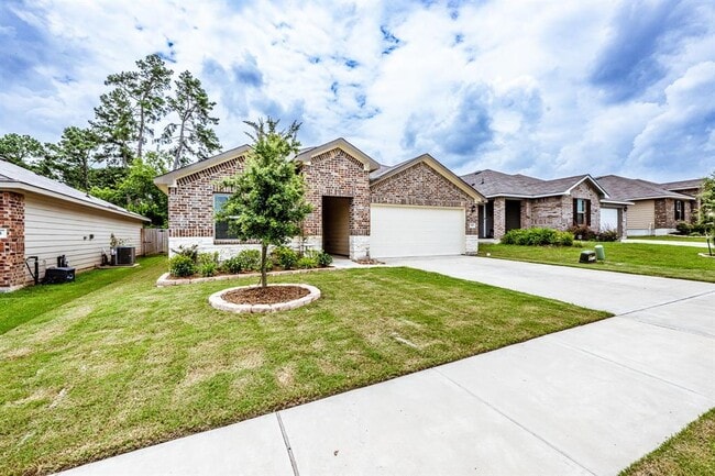 Building Photo - 306 Pecos Dr