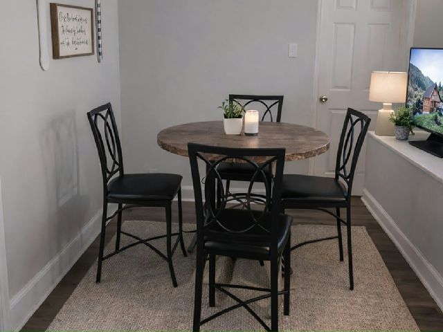 Foto del edificio - 1 Victory Ave