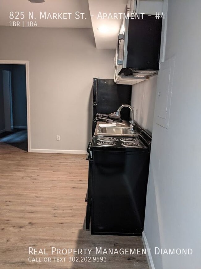 Photo - 825 N Market St Apartment