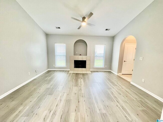 Foto del edificio - 5241 Cottage Cir