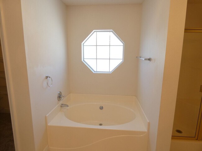 Building Photo - Charming 4-Bedroom Home With Sunroom