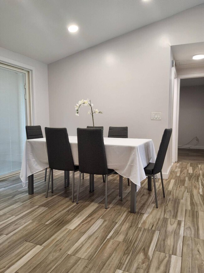 Foto del edificio - 13 Beth Mor Rd