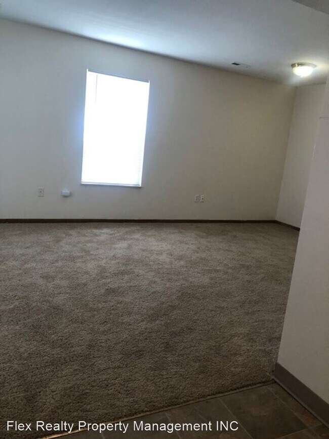 Building Photo - 4 br, 2.5 bath House - 1214 Rockcress Dr