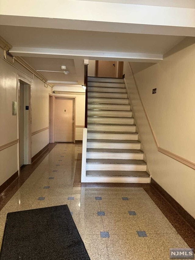 Building Photo - 401 Park Pl. 2H