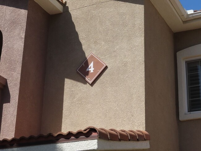 Foto del edificio - 41410 Juniper St