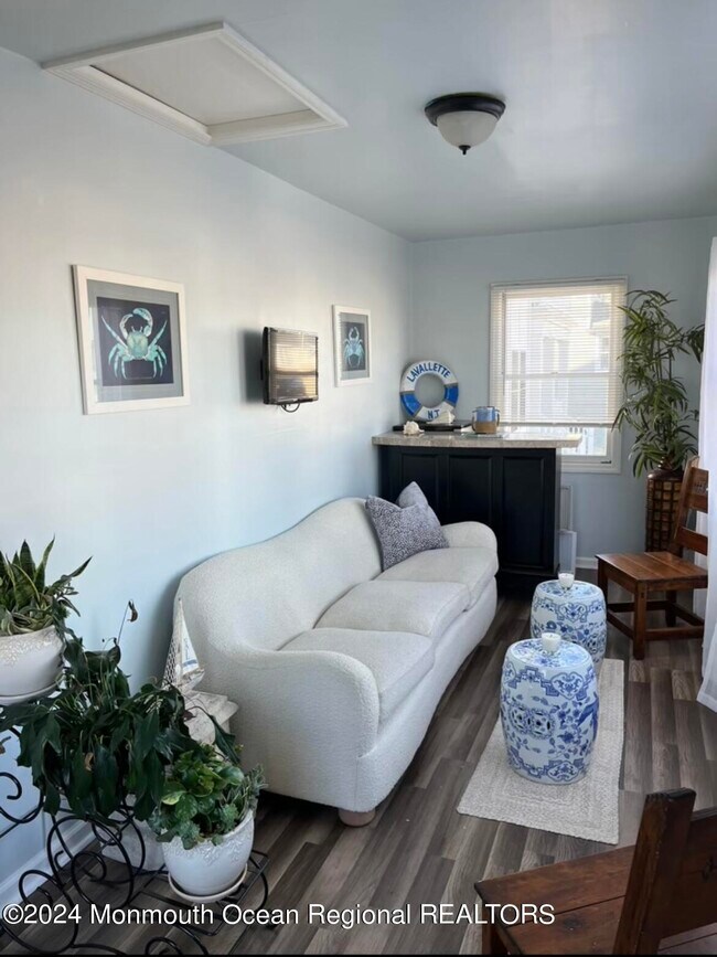 114 New Brunswick Ave, Lavallette, NJ 08735 Townhome Rentals in