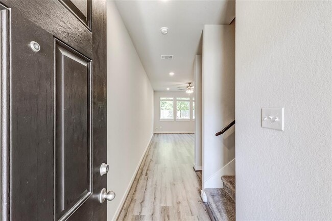 Building Photo - 17200 Crane Fly Dr