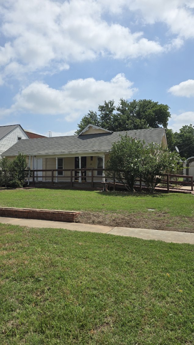 Building Photo - 206 N Main St