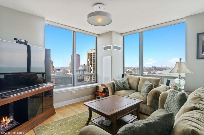 Building Photo - 600 N Lake Shore Dr