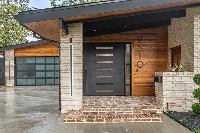 Foto del edificio - 2510 Underwood St