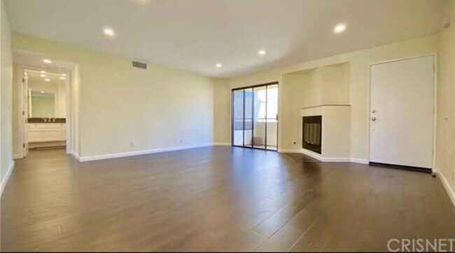 Foto del edificio - 13825 Beaver St
