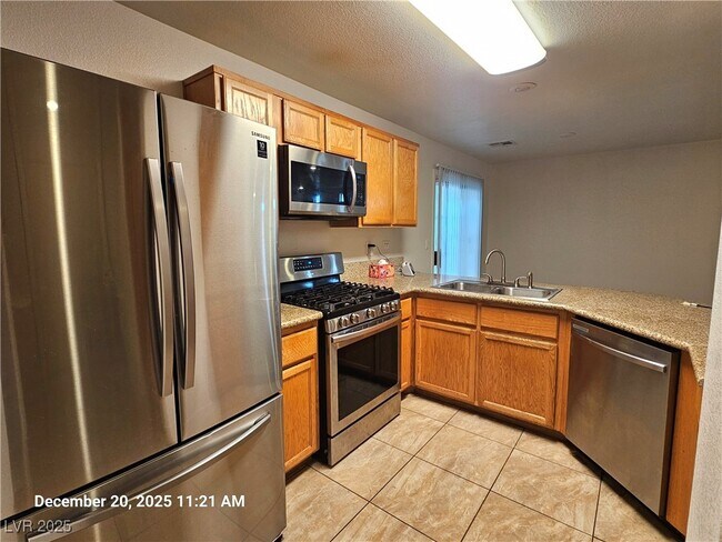 Foto del edificio - 9998 Fine Fern St