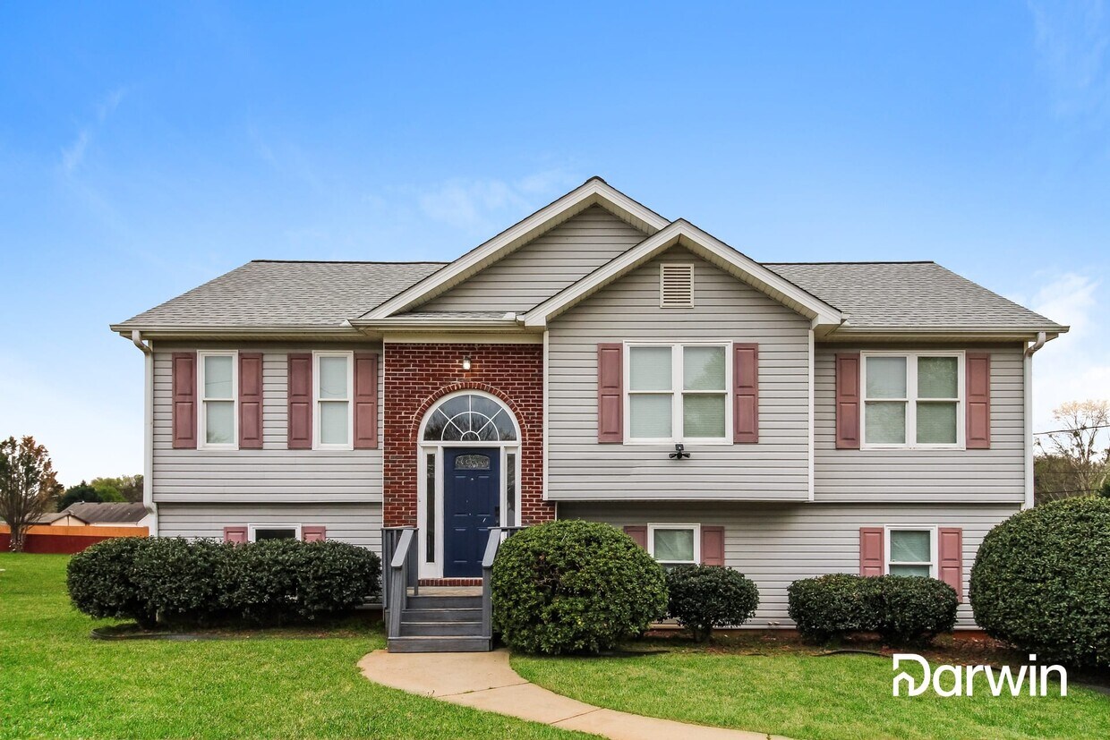Foto principal - 75 Serena Ct, Covington, GA 30016