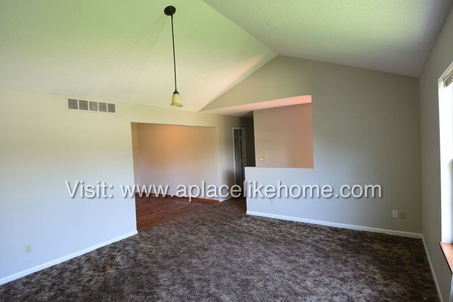 Building Photo - 3214 N 157th Terr Basehor KS 66007