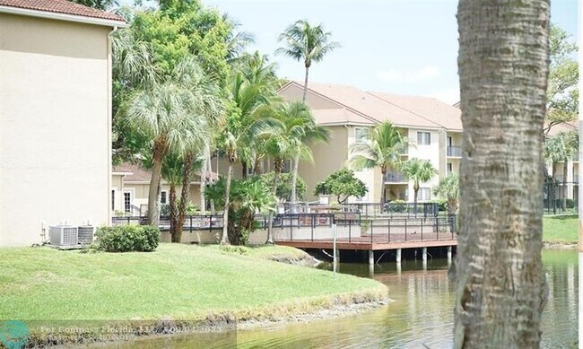 Foto del edificio - 9288 W Atlantic Blvd