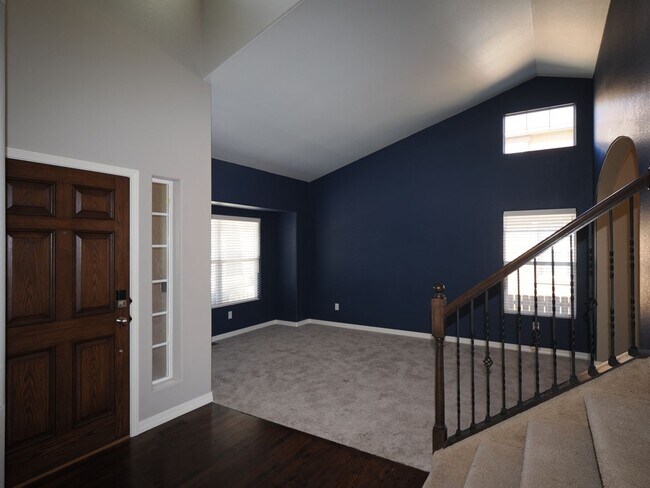 Foto del edificio - 5 Bedroom Home with AC in Cordera!