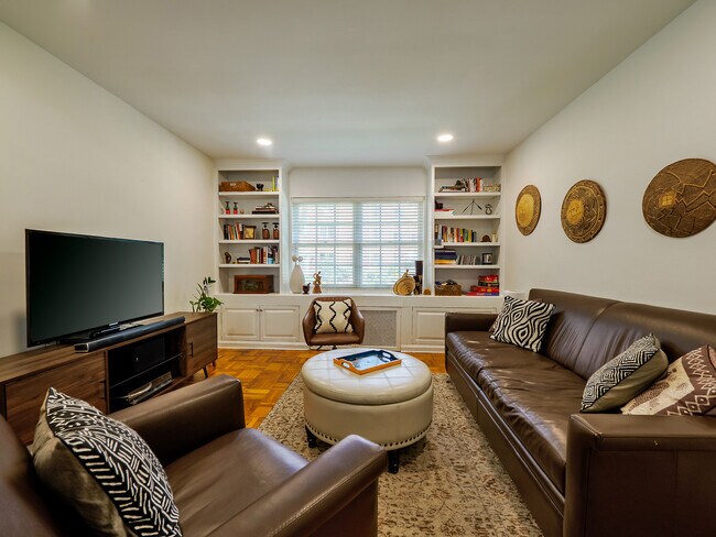 Foto del edificio - 1608 W Abingdon Dr